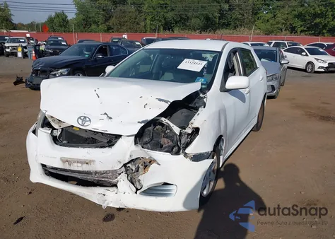 2009 Toyota Matrix S из США, поврежденный, VIN 2T1LE40E29C003423